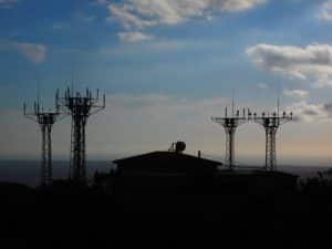 backup power strategies for us cell towers