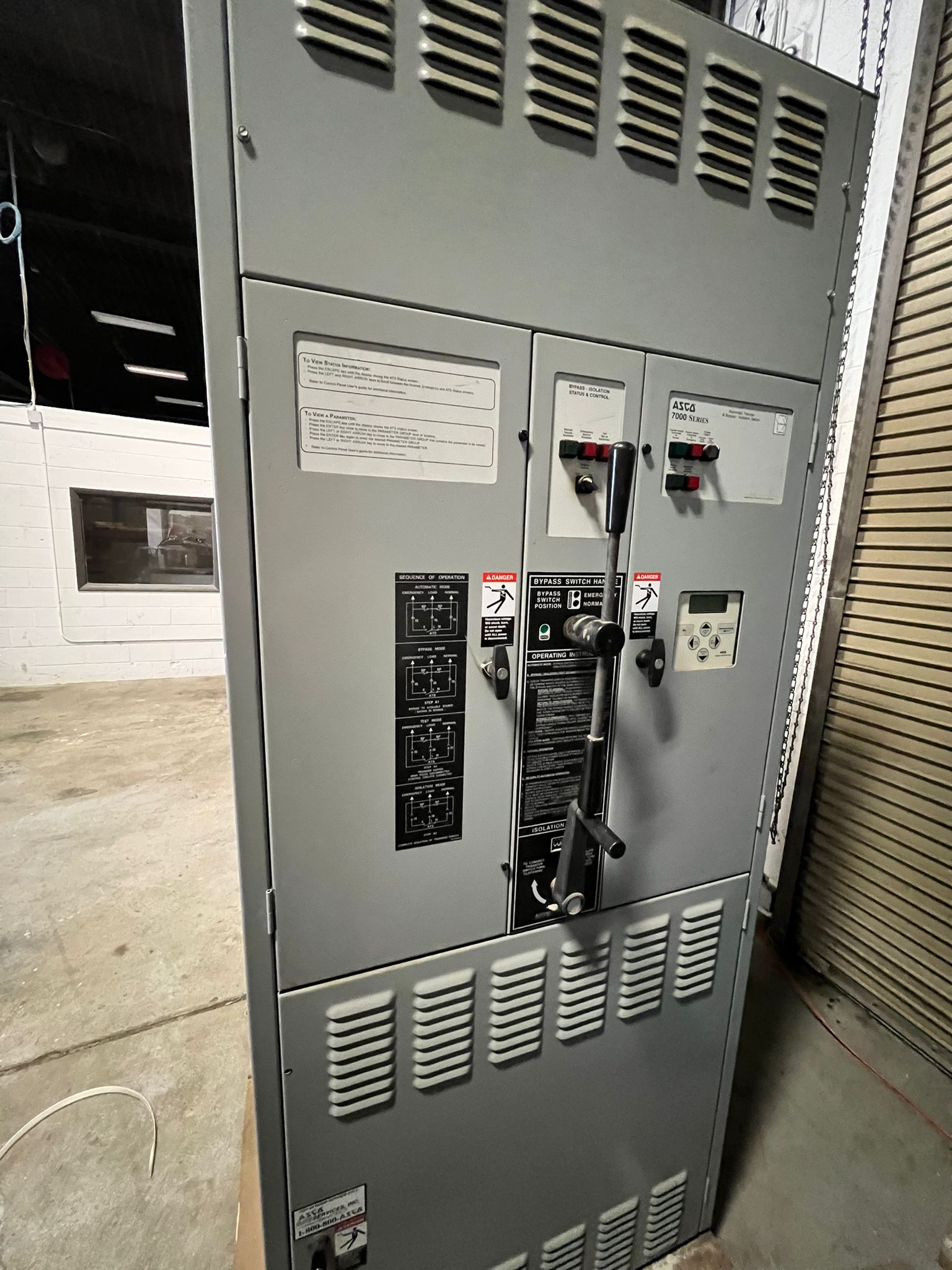 1200 Amp ASCO 7000 Series Automatic Transfer Switch