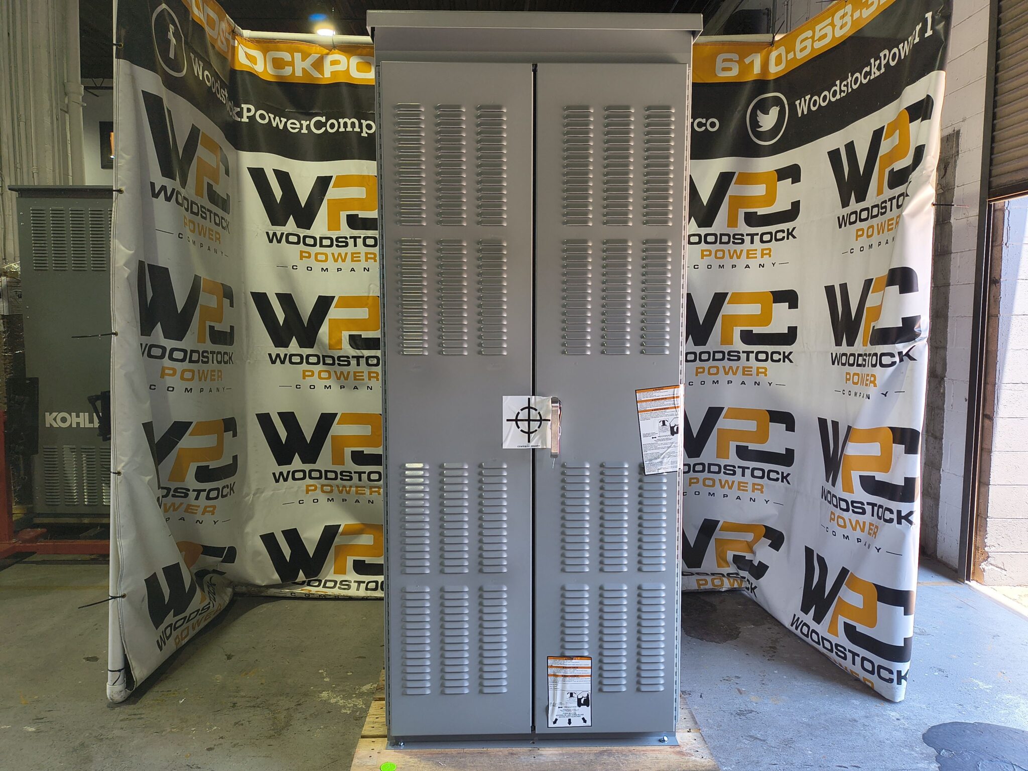 New 2000 Amp ASCO 300 Series G03AUSA32000NGXM Service Entrance Rated Automatic Transfer Switch
