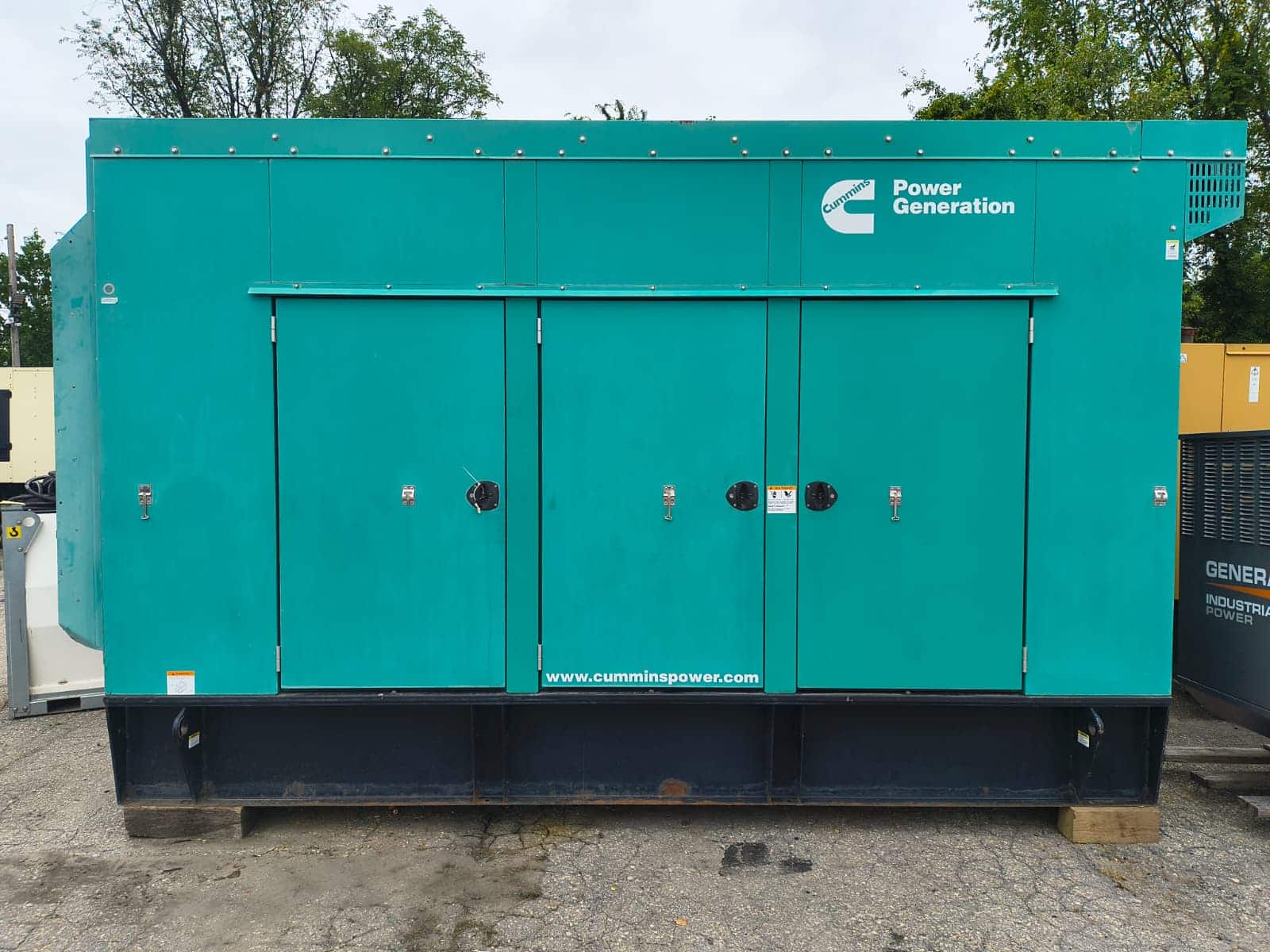 Used 300 kW Cummins DQHAB Diesel Generator – EPA Tier 3