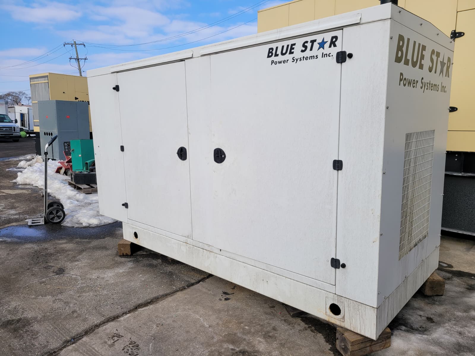 Used 200 kW Blue Star PD200-01 Diesel Generator – EPA Tier 3