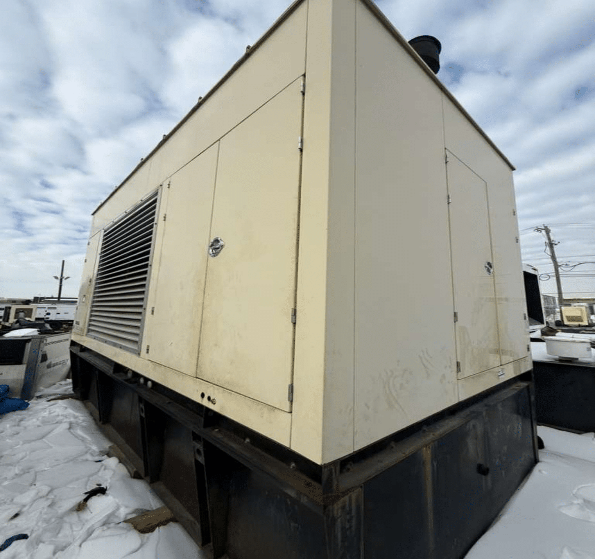 Used 1000 kW Kohler 1000REOZM Diesel Generator