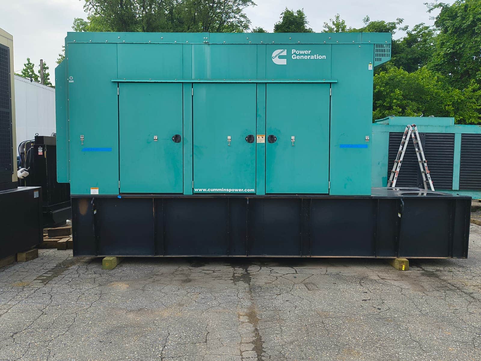 Used 300 kW Cummins DQHAB Diesel Generator – EPA Tier 3