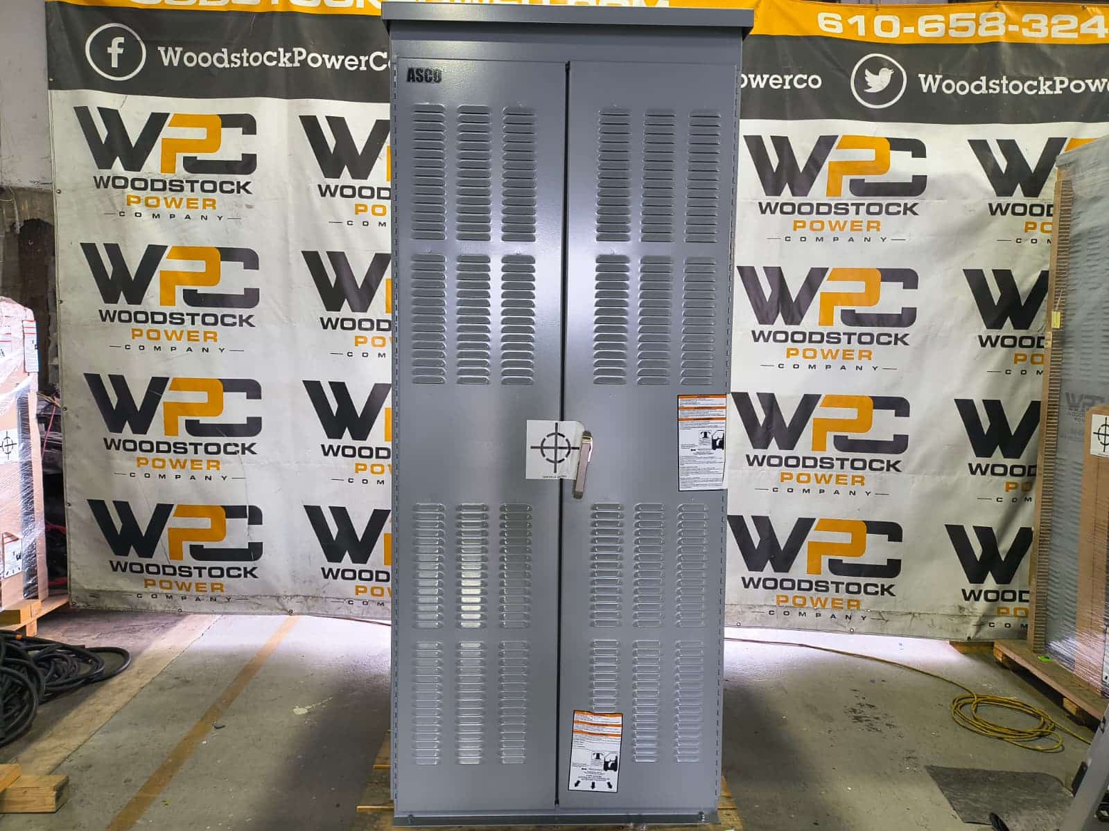 New 2000 Amp ASCO Series 300 G03AUSA32000NGXM Service Entrance Rated Automatic Transfer Switch